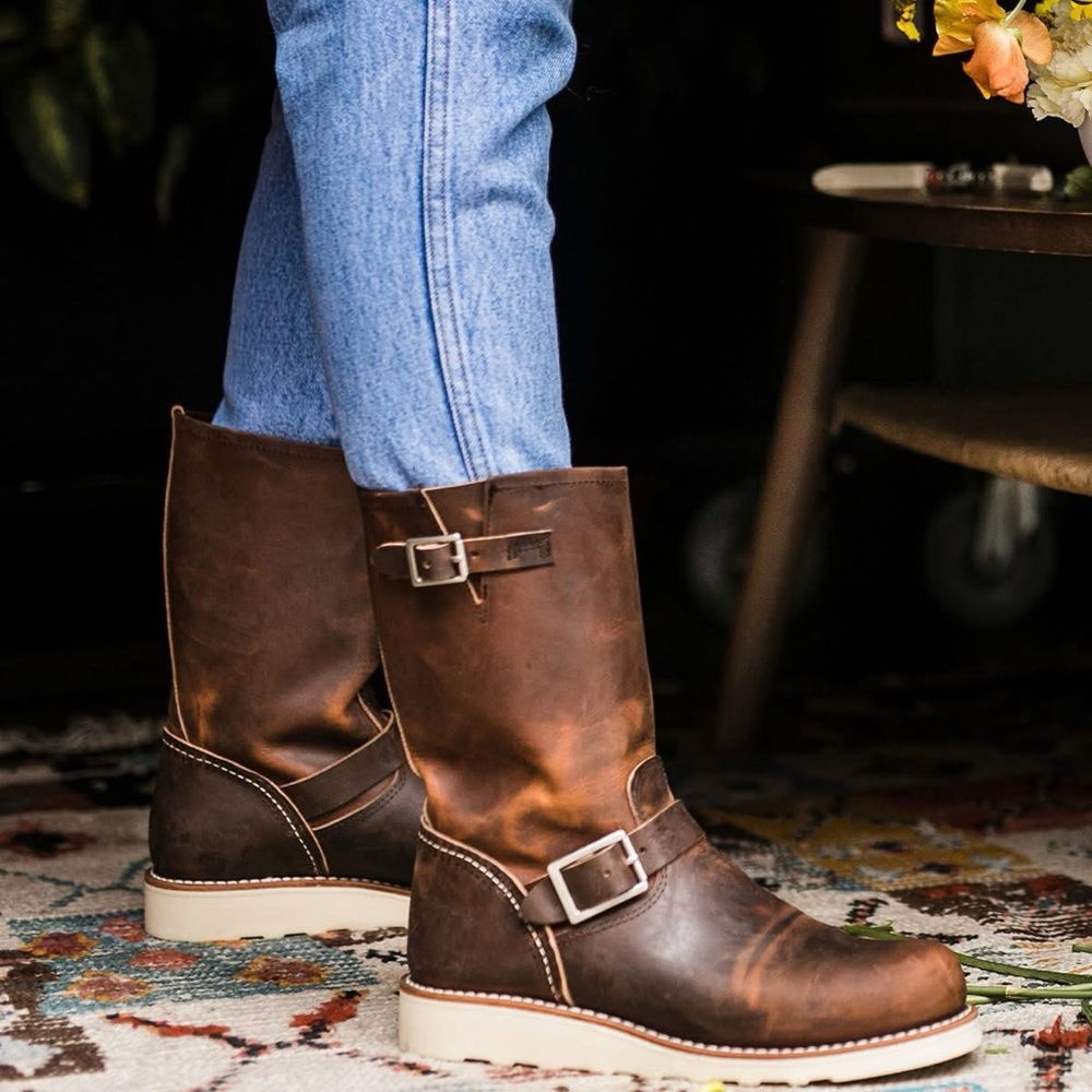 Red Wing Heritage Leather Engineer Boots Amber Women’s Size 8.5